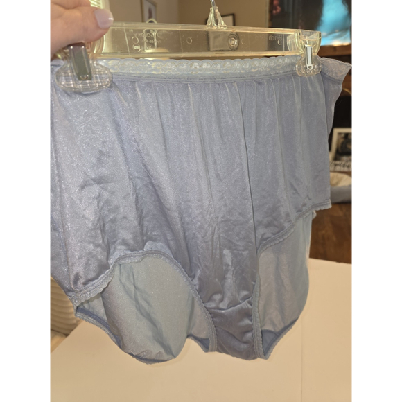 2X size 11 Vintage JUST MY SIZE Full Rise Shiny Nylon Lace Trim Panties Blue - Picture 1 of 9